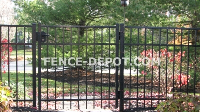 aluminum-fence-gate