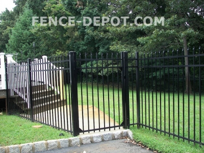 bennington-aluminum-fencing