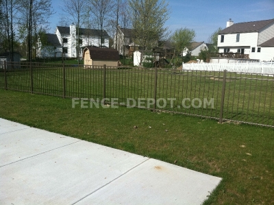 bronze-auburn-aluminum-fence