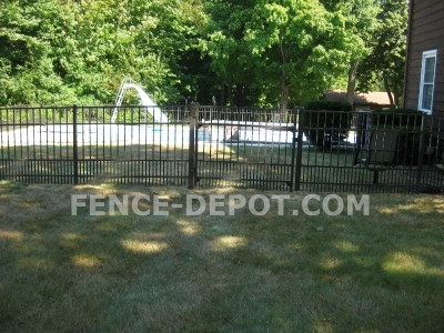 saybrook-doggie-panel-gate