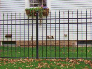 aluminum fence with quad finials