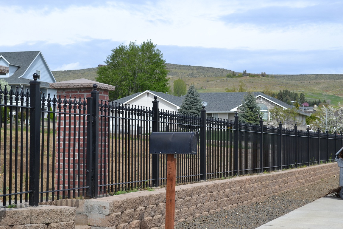 metal fence online