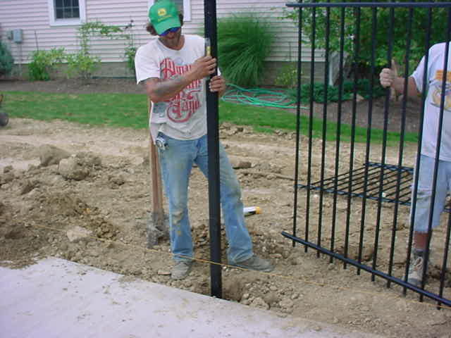 aluminum fence installation