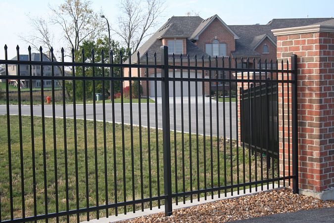 Metal Fencing - Steel Panels for Residential & Commercial Use